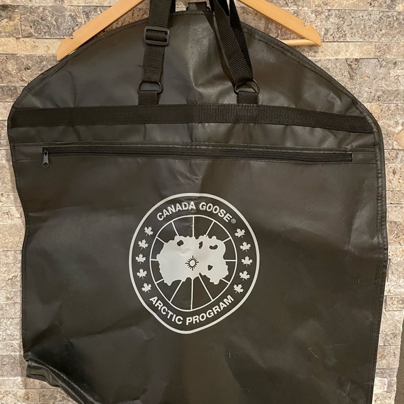 CANADA GOOSE Black Label Shelburne Parka Size S in Camouflage. - Picture 9 of 13